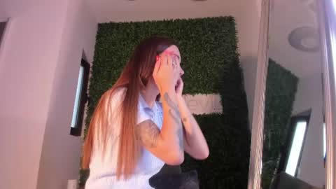 hotfallingdevil online show from 07-21-26, 03:53