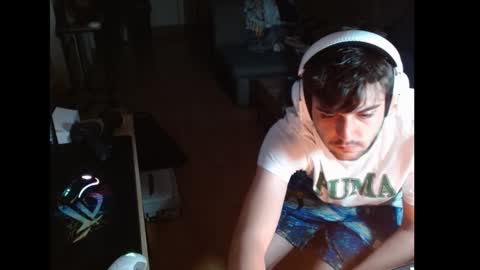 Snapshot of hotfilled chatting on 10-17-25, 01:09 Mephisto667 online show from 10-17-25, 01:09