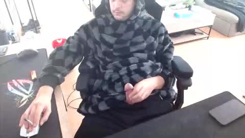 Snapshot of hotfilled chatting on 11-09-25, 02:15 Mephisto667 online show from 11-09-25, 02:15