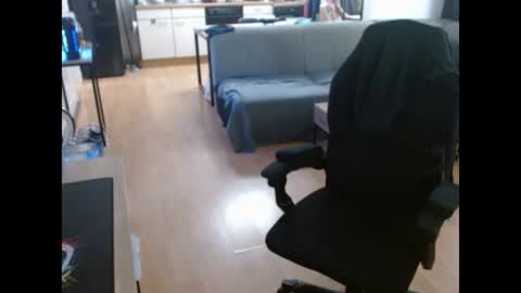 Snapshot of hotfilled chatting on 07-27-26, 03:30 Mephisto667 online show from 07-27-26, 03:30