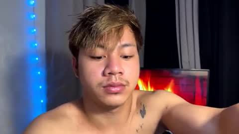 hotfucker_drei online show from 11-16-25, 08:36