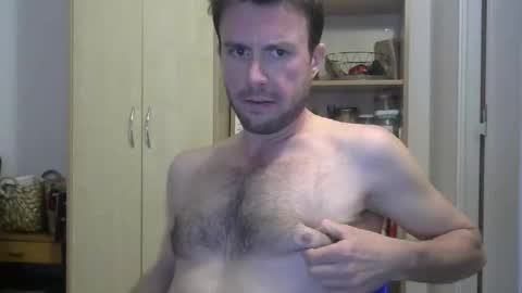 Le jardinier sexy online show from 04-07-26, 08:09