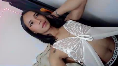 hotgirl_krisxx online show from 10-04-25, 06:22