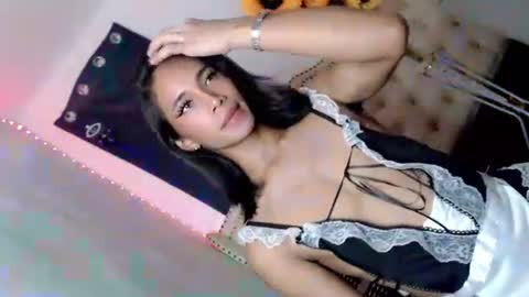 hotgirl_krisxx online show from 10-07-25, 09:28