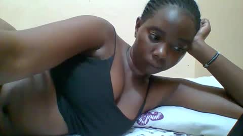 Snapshot of hotgodees chatting on 05-14-26, 05:09 Queen online show from 05-14-26, 05:09