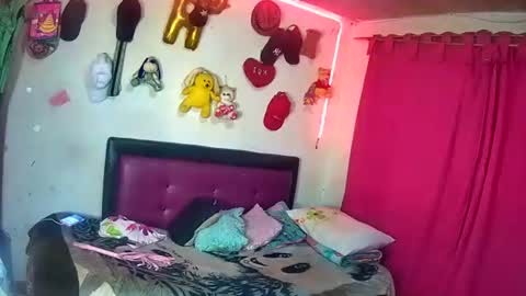 Snapshot of hotgui84 chatting on 02-27-26, 02:33 hotgui84 online show from 02-27-26, 02:33