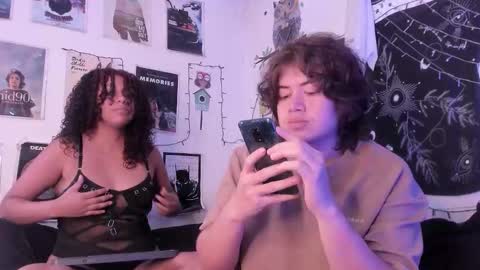 Sam and Nico online show from 09-17-25, 02:30