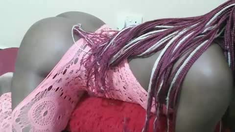 Snapshot of hothurley chatting on 02-14-25, 11:10 Hurley online show from 02-14-25, 11:10