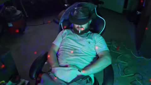 TW28 online show from 09-25-25, 05:33