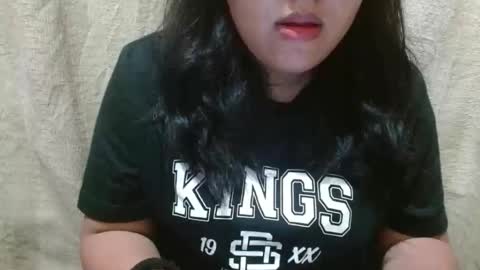 hotiemorenagurl18 online show from 10-22-25, 09:20