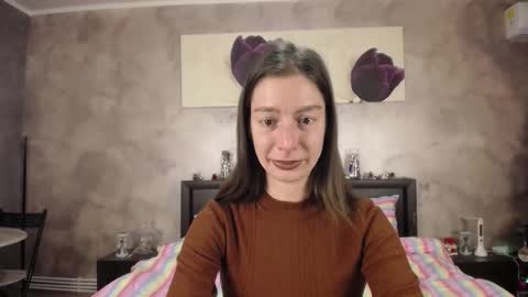 Snapshot of hotilia18 chatting on 12-15-25, 04:00 Lia online show from 12-15-25, 04:00