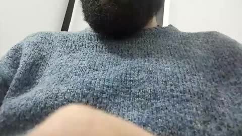 Italiaboy online show from 12-17-25, 01:11