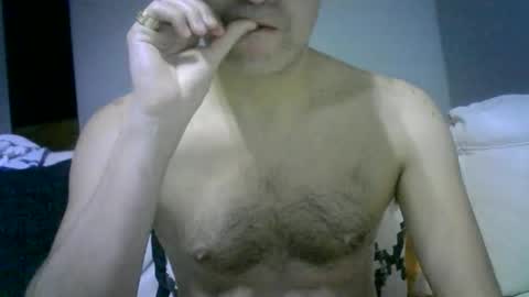 hottitan  twitter Marianoshcam online show from 04-08-26, 04:23
