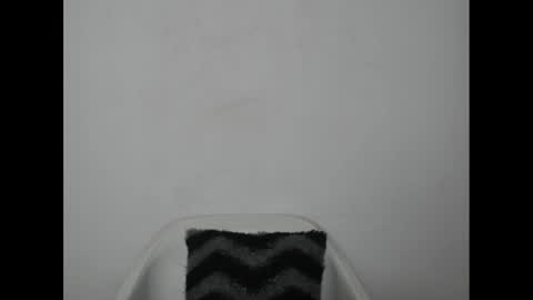 hotjessie0 online show from 02-10-25, 04:41