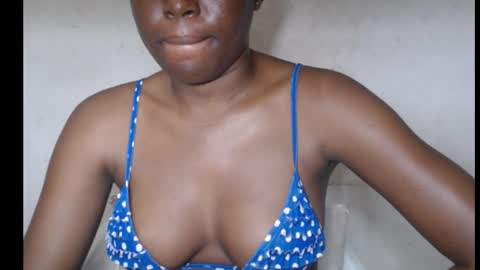 hotjessie0 online show from 09-18-25, 04:36