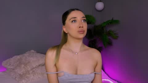 Maria online show from 04-16-26, 04:02