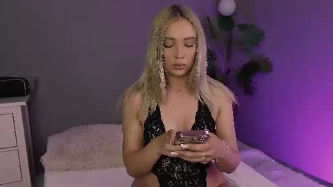 Maria online show from 06-12-26, 05:39