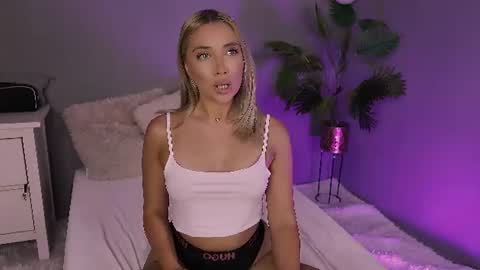 Maria online show from 06-21-26, 12:52