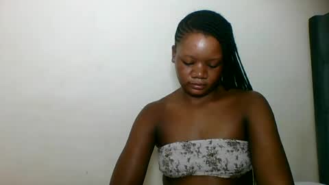 Snapshot of hotjeylee chatting on 07-06-26, 10:01 LOYCE online show from 07-06-26, 10:01