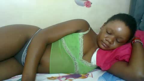 Snapshot of hotjeylee chatting on 07-18-26, 02:16 LOYCE online show from 07-18-26, 02:16