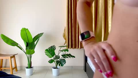 Kate  stream  1200 pm -800 pm UTC 7 online show from 12-18-24, 07:47