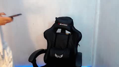 Snapshot of hotking_cummer chatting on 02-20-26, 10:38 hotking_cummer online show from 02-20-26, 10:38