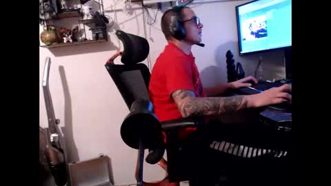 Snapshot of hotkinkytat chatting on 12-03-24, 02:03 hotkinkytat online show from 12-03-24, 02:03