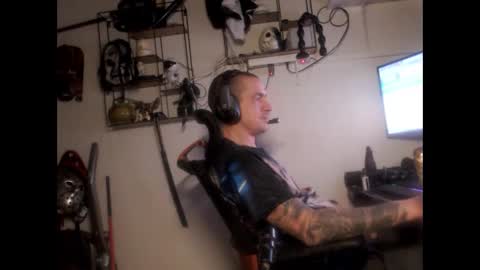 Snapshot of hotkinkytat chatting on 01-29-25, 05:09 hotkinkytat online show from 01-29-25, 05:09