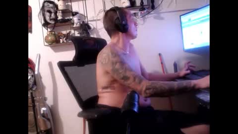 Snapshot of hotkinkytat chatting on 02-12-25, 05:37 hotkinkytat online show from 02-12-25, 05:37