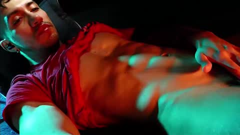 Snapshot of hotlatinking chatting on 02-11-25, 02:35 Hotlatinking online show from 02-11-25, 02:35