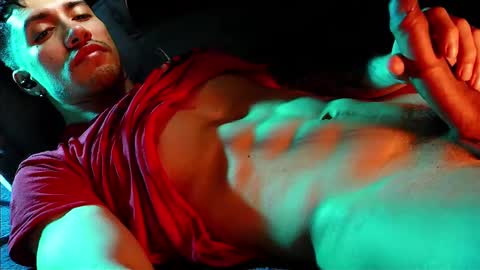 Snapshot of hotlatinking chatting on 03-08-25, 01:50 Hotlatinking online show from 03-08-25, 01:50