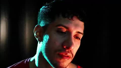 Snapshot of hotlatinking chatting on 09-17-25, 11:39 Hotlatinking online show from 09-17-25, 11:39