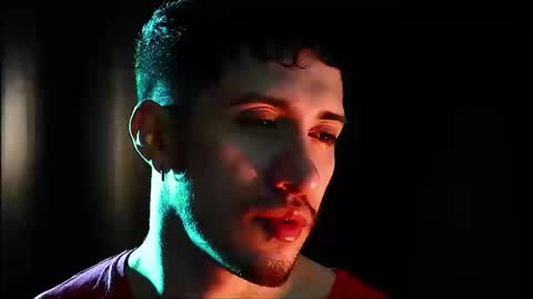 Snapshot of hotlatinking chatting on 09-19-25, 10:32 Hotlatinking online show from 09-19-25, 10:32