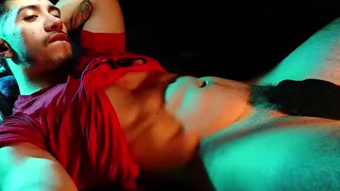 Snapshot of hotlatinking chatting on 10-12-25, 08:41 Hotlatinking online show from 10-12-25, 08:41