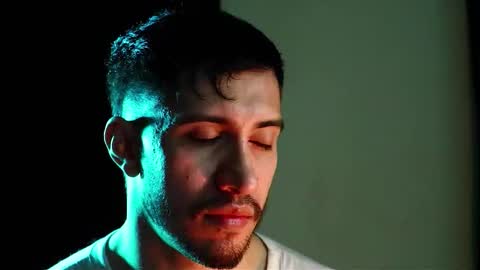 Snapshot of hotlatinking chatting on 10-15-25, 10:54 Hotlatinking online show from 10-15-25, 10:54