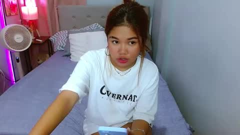 Layla online show from 01-06-25, 12:24