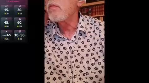 Snapshot of hotlux_54 chatting on 07-01-26, 10:42 hotlux_54 online show from 07-01-26, 10:42