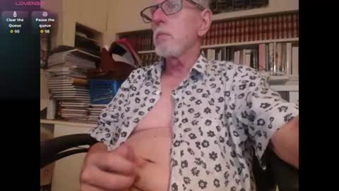 Snapshot of hotlux_54 chatting on 07-02-26, 10:16 hotlux_54 online show from 07-02-26, 10:16
