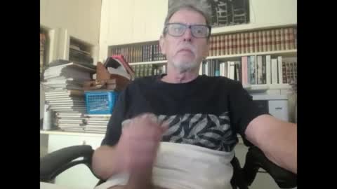 Snapshot of hotlux_54 chatting on 07-22-26, 09:23 hotlux_54 online show from 07-22-26, 09:23