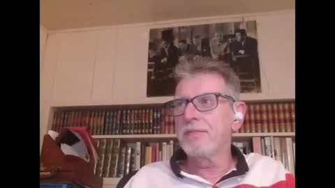 Snapshot of hotlux_54 chatting on 07-25-26, 12:09 hotlux_54 online show from 07-25-26, 12:09