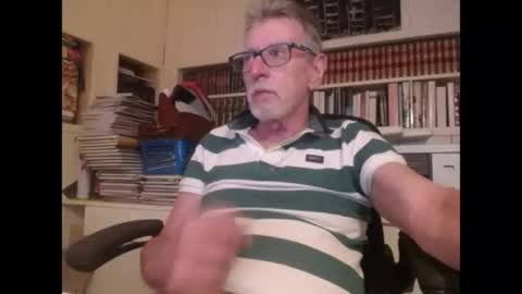 Snapshot of hotlux_54 chatting on 07-27-26, 09:44 hotlux_54 online show from 07-27-26, 09:44
