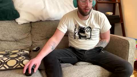 Snapshot of hotmplspunk chatting on 03-02-26, 08:37 Jared online show from 03-02-26, 08:37