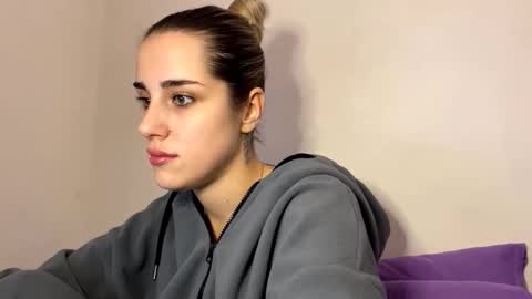 Snapshot of hotmusex chatting on 10-27-25, 02:21 hotmusex online show from 10-27-25, 02:21