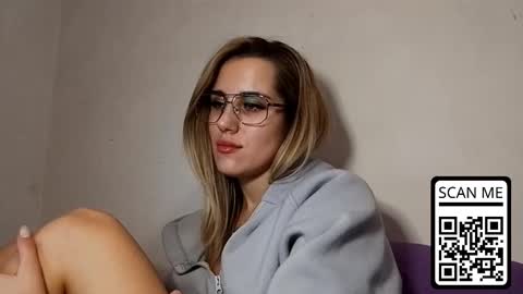 Snapshot of hotmusex chatting on 12-04-25, 02:04 hotmusex online show from 12-04-25, 02:04