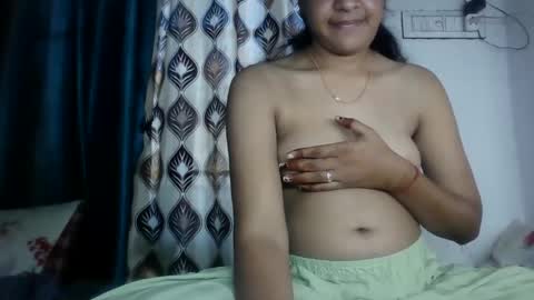 Snapshot of hotnsweetindian chatting on 12-01-25, 10:20 lola online show from 12-01-25, 10:20