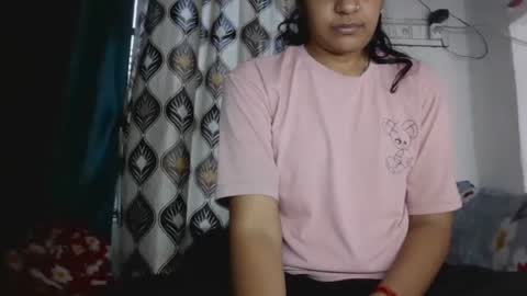 Snapshot of hotnsweetindian chatting on 12-18-25, 07:03 lola online show from 12-18-25, 07:03