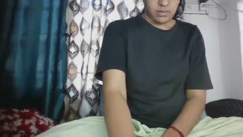 Snapshot of hotnsweetindian chatting on 01-14-26, 07:14 lola online show from 01-14-26, 07:14