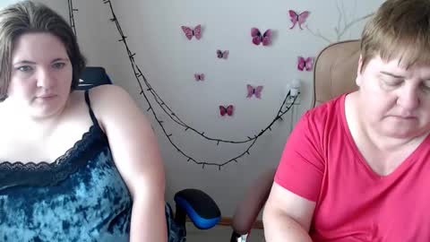 Snapshot of hotpanthers chatting on 03-05-25, 12:11 hotpanthers online show from 03-05-25, 12:11