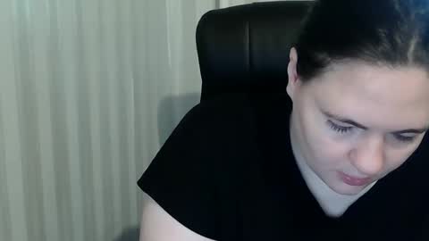 Snapshot of hotpanthers chatting on 10-05-25, 12:14 hotpanthers online show from 10-05-25, 12:14