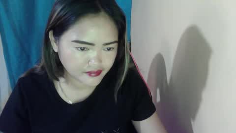Snapshot of hotsexymam chatting on 06-24-26, 05:17 hotsexymam online show from 06-24-26, 05:17